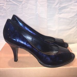 Women’s Alex Marie Cashmere Navy Patent Pumps